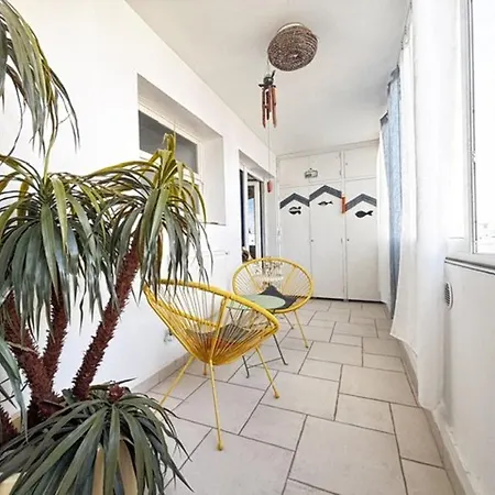 Apartment Au Coeur De Royan, Loggia - 6 Pers. - Fr-1-494-226 *